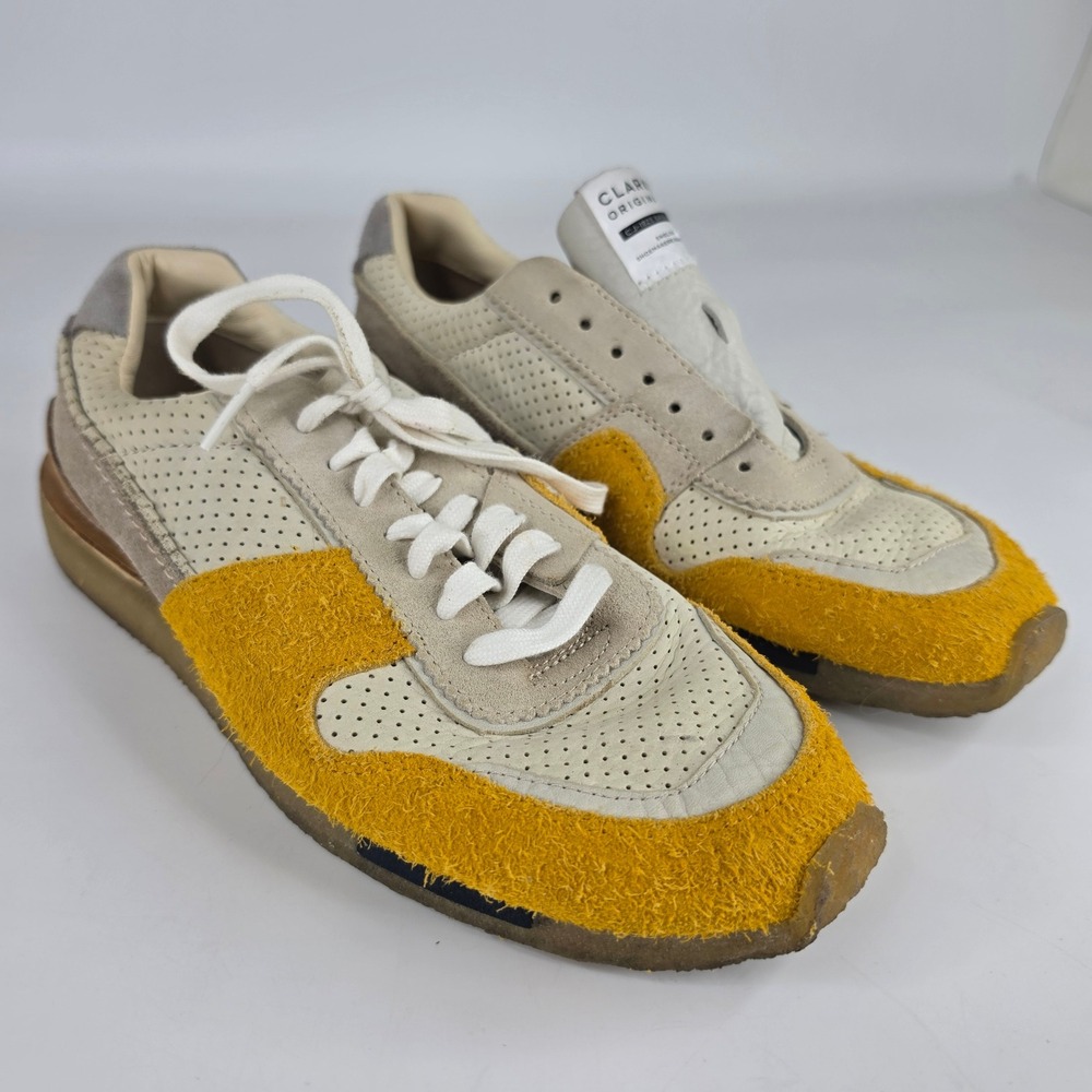Clarks Originals 1825 Tor Run Mens Yellow Suede Perforated Crepe Sole Rare Color
